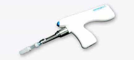 痛みの少ない麻酔注射器を使用しています